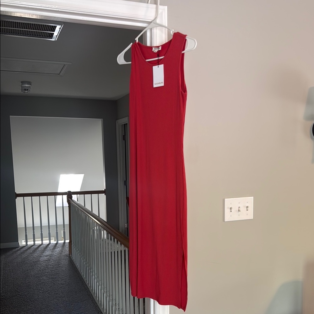 Elegant Red Sleeveless Dress